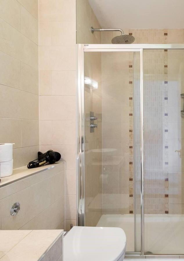Westbourne Residence Лондон Екстер'єр фото
